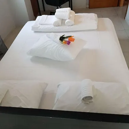 Alexandra Luxury